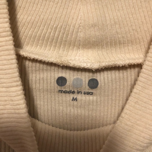NWT Three Dots mock neck ribbed top - Picture 3 of 6
